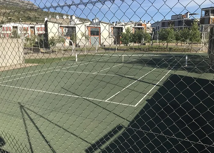 Lägenhet Golf Y Nieve Sabiñánigo